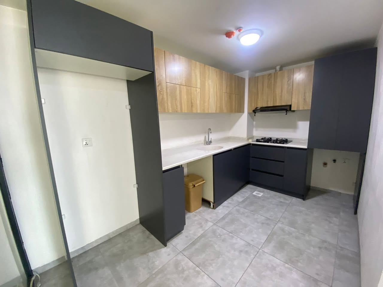 للايجار  او للبيع 

 شقە للایجار فی مجمع Life Towers 
2+1
سعر 400$ 

للأستفسار اكثر التواصل واتس اب 
0750 073 3838 
0774 037 3838
