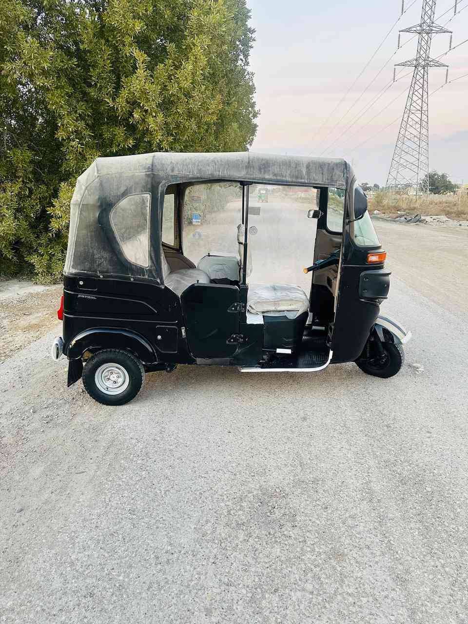 السلام عليكم تكتك للبيع مكفوله كفاله عامه من عده تعمير دوس 22 شهر 8 لاستفسار اكثر اتصل ودلل ***********
