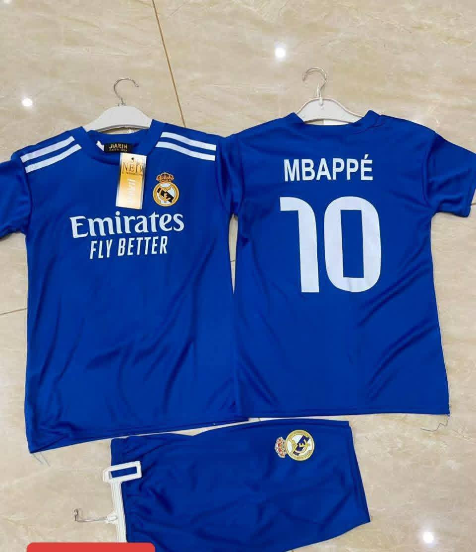 #دريس وشورت ولادي 👍
15 نادي متوفر 👍
#خانقين شارع المصرف داخل الفرع مقابيل مجمع باريس 
#متوفر توصيل لجميع المحافظات للحجز يرجى التواصل على واتساب ***********
