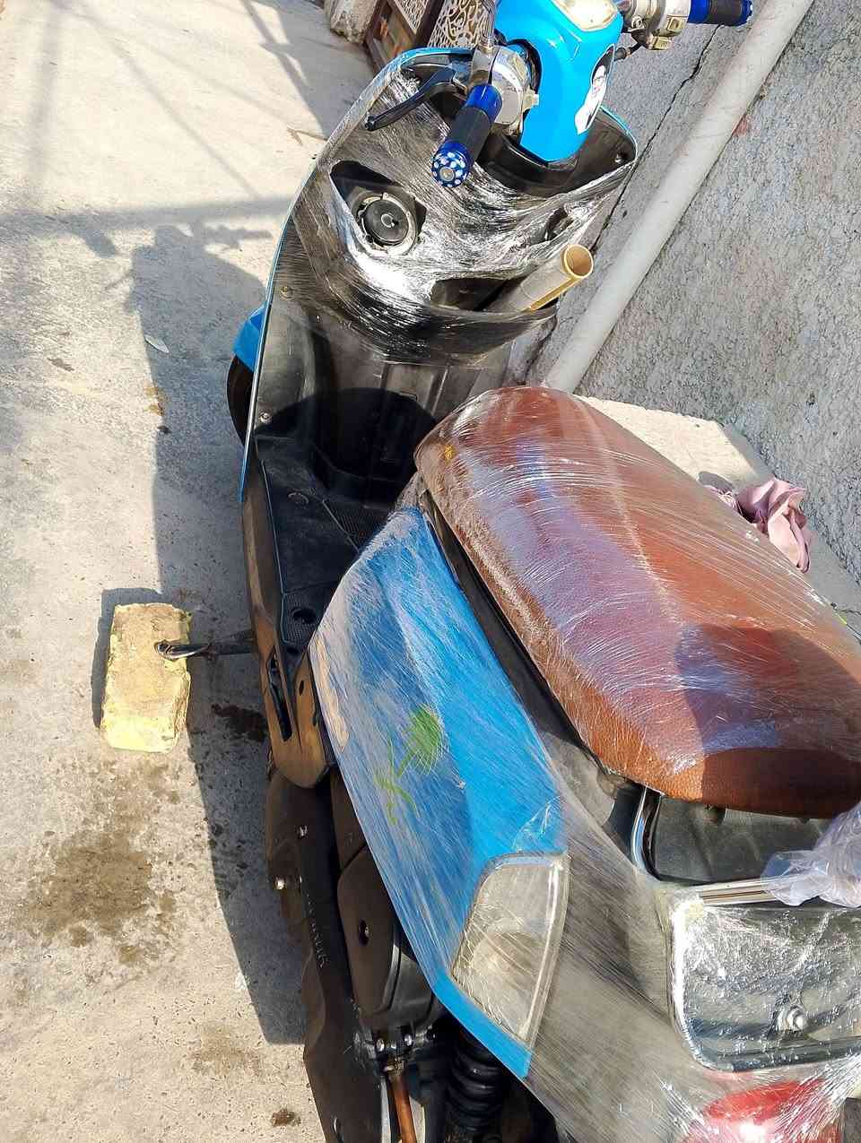 سلام عليكم ماكس بوليس كابريتر
دراجه بلاديه كفرات بلاديه مكينه بلاديه دراجه خير من الله دراجه شلعه معدال كهربايت شغاله دراجه نضيفه تواصل ***********وتساب موجد السعر 700وبيه مجال 
ملاحضه؟ الكلج الامامي شويه تعبان
