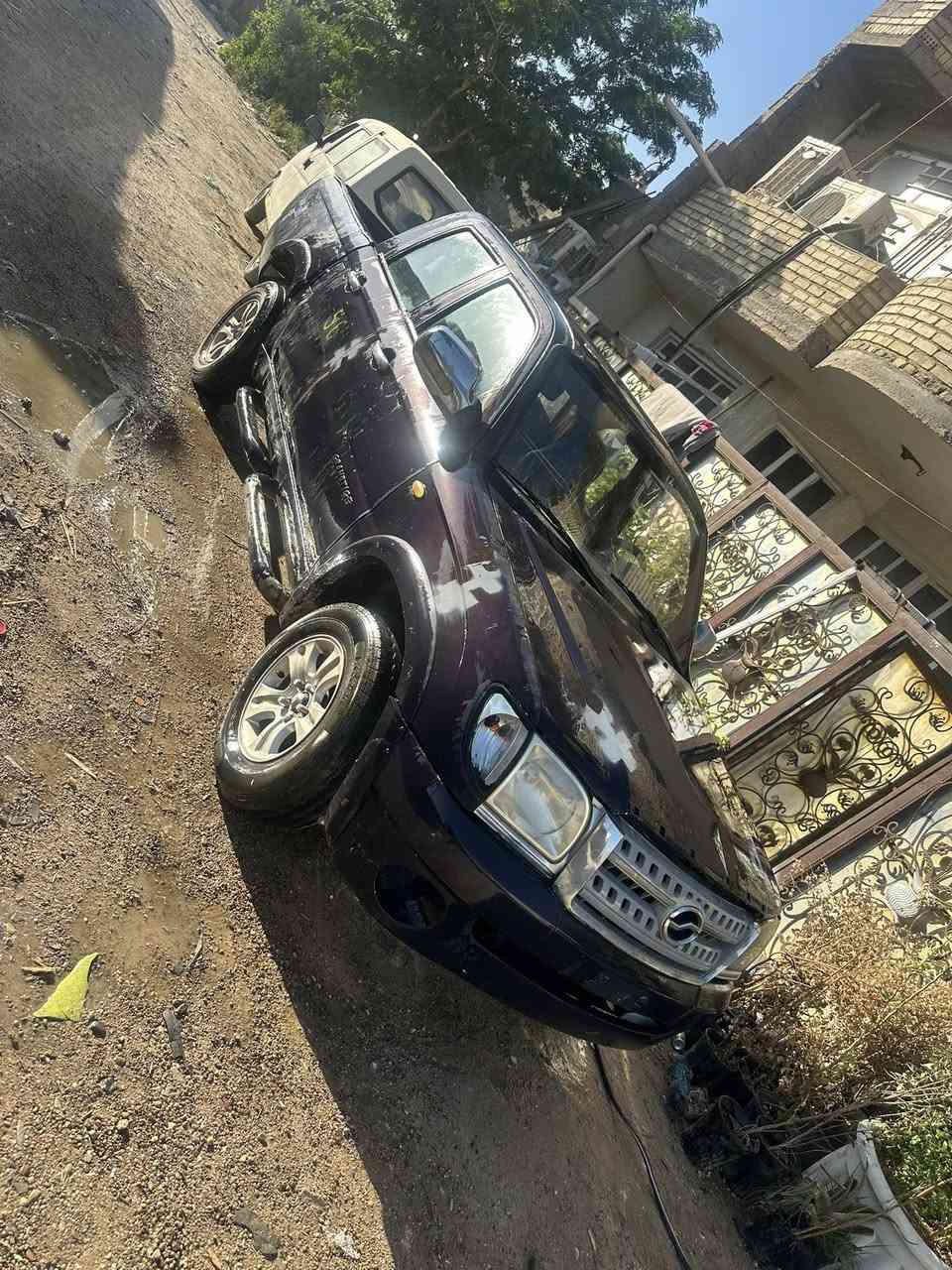 السلام عليكم للبيع بيكم مزاد وزاره الداخليه بسمي اسويلك وكاله ام الباركود وتمشي وين متريد بيها معفيه من رقم وكمرك موديل 2014 تايكر مكينه ياباني نوزل السعر 25 وماكو بهيج سعر لان مستعجل السياره شغاله مكاني بغداد الشعب ***********
