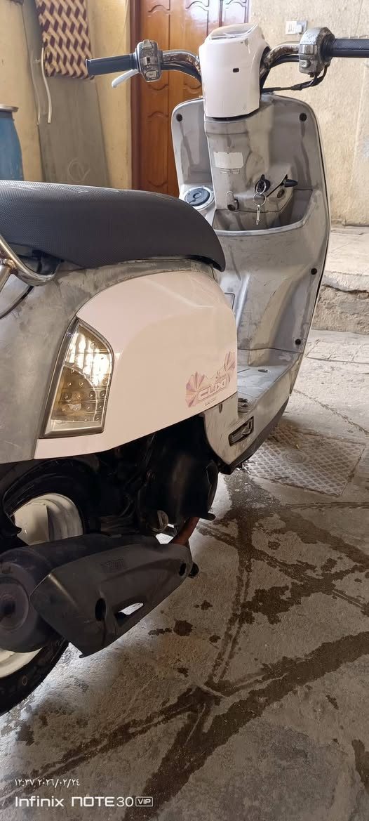 سلام عليكم ورحمه الله وبركاته ماكس بوليسي لون وردي داخل رصاصي كفرات ختم واحد نوزل الدراجة صارلة 16 يوم طلعت من الحاوية مكان كربلاء المقدسه للاستفسار ***********
