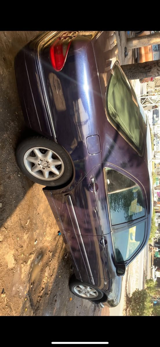 السلام عليكم للبيع مرسيدس ام عيون w210 موديل ٩٧ محرك V برده كهرباء كشنات كهرباء مري شفط معمره بشكل كامل توه صبغ عام قبل شهر ضمانه ٥ سنوات شذري لامع  رقم بغداد الماني مداور تبريد منطومه كامله جديده شاده صدر جديد امامي بك لايت جديد غرفه جلد محرك كير شرط جدد جاماته سليمه بدون اي فطر 
سعر ٩٣ وبيه مجال بسيط مكانه بابل تفاصيل اكثر ***********
