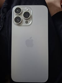 ايفون 15 برو ماكس • ٢٦٥ • ماستر AA/A