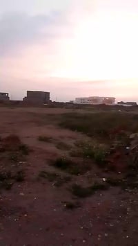 قطعة ارض للبيع حي اليرموك مساحة 250 متر  واجه 10 متر نزال 25 شارع 10  ...