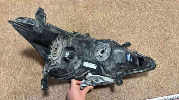 لايت تك واحد ايسر التما العنوان بصرة يوجدتوصيل مال تفصيخ كويتي طلعت عندي وي غراض مال سفان *********** شكرا لادارةالكروب
