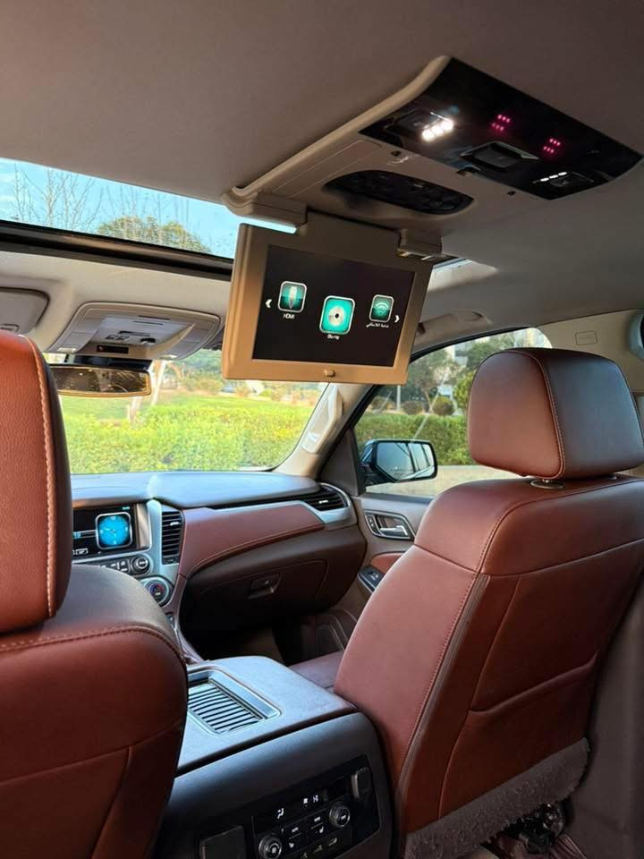 تاهو 2019 برايمر خليجي وكالة المنصور  
فول مواصفات اعلى فئة
بصمة ابواب وتشغيل
فتحة
كشنات جلد
جميع مقاعد تبريد و تدفئة
7 مقاعد كهرباء 
داتا شوو
كيجات اللكتروني دجتل 4 اشكال
كشن هزار(عند اقتراب السيارة من ايش
كراسي خزن
شحن هاتف لاسلكي
ثلاجة
رادار 360 درجة
كروس سرعة
خمس بصمات
فول تحكم استيرن
استيرن كهرباء
استيرن تدفئة
صندوك شفط جلاق
نظام السير على الخط
حساسات امامي و خلفي
نظام تحكم بمستوى الضوء الداخلي
مانع تزحلق
تحكم كهربائي بدوسة البريك والبانزين حسب راحة السائق
فور ويل 4X4
شاشة امامية كبيرة 
شاشة خلفية DVD 
كامرة خلفية دوارة
تشغيل عن بعد
قاصة سرية
دوسات كتابة CHEVROLET
اشارة بالمري
مري كهرباء(شفط)
نقط عمياء
لايت عدسة زنون
لد امامي وخلفي 
سستم سماعات BOSE
ترحيب و انارات دوسة و ابواب
فول تحكمات وانظمة 
باقي مواصفات البريمير معروفة فول الفول
السيارة مكفولة كفالة عامة من الصبغ والبارد والكير والمكينة كلها بشرط 
جديدة بمعنى الكلمة
ماشية 60 الف حقيقي  
 هزة وفحص وسنوية كله جديد شرط التحويل او الوكالة
موافقة تضليل مروري بالسنوية 
السعر : 438$ 🔒 وماكو هيج سعر بكل السوك بهيج نظافة
*********** / اربيل
