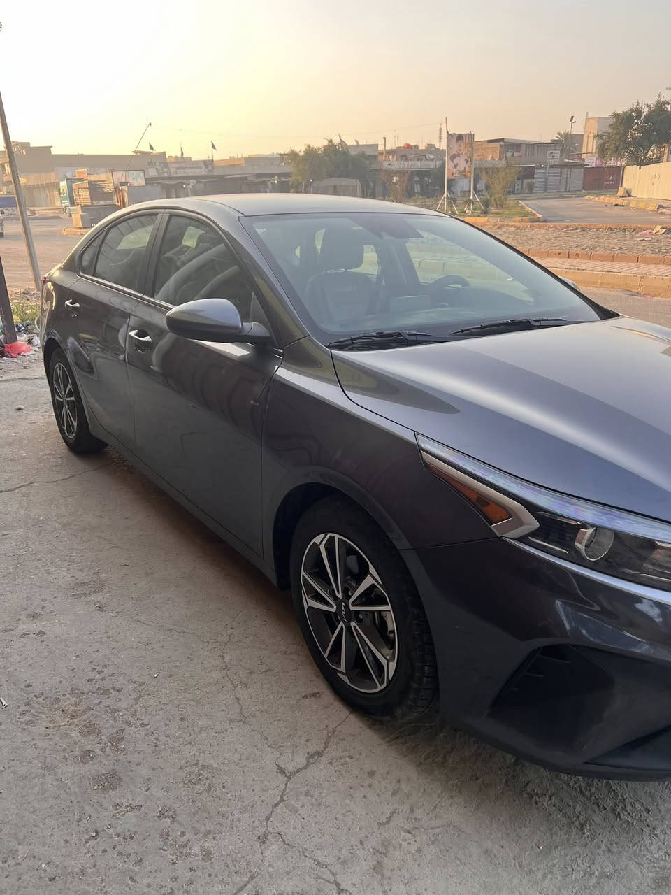 السلام عليكم
كيا فورتي 2023 بغداد ماشية 42 الف (km) 
رادار امامي (فقط) 
تحكم ستيرن 
السيارة بدون تبديل ليبل واحد 
بدون ايرباك 
فقط بارد امأشر بالصور 
صور الحادث موجودة 
رقم الشاصي موجود صورة 
تفاصيل اكثر باوع الصور 
السيارة موجود بغداد / جميلة 
السعر 160 وبيها مجال للشراي
للأتصال ***********
