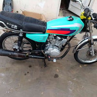 دراجه بدون لبيع مديل 23 سعر 450 وبيها مجال مكاني ميمونه 07852266937