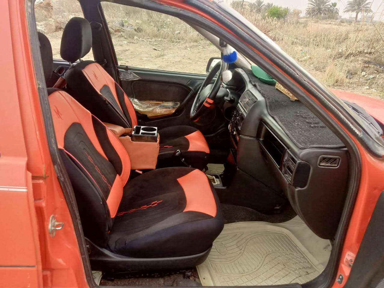 السلام عليكم 

سيارة للبيع 
اوبل فكترا ( ماسحة ) 
محرك 1800 ، سنوية جديدة رقم دولي ، صدر محرك كلة مكفول ،لا تنقيص ولا تبخير  ،دواخل كشانة جديد ، ما بيها اي نقص .

الاستفسار الاتصال على الرقم 
***********
