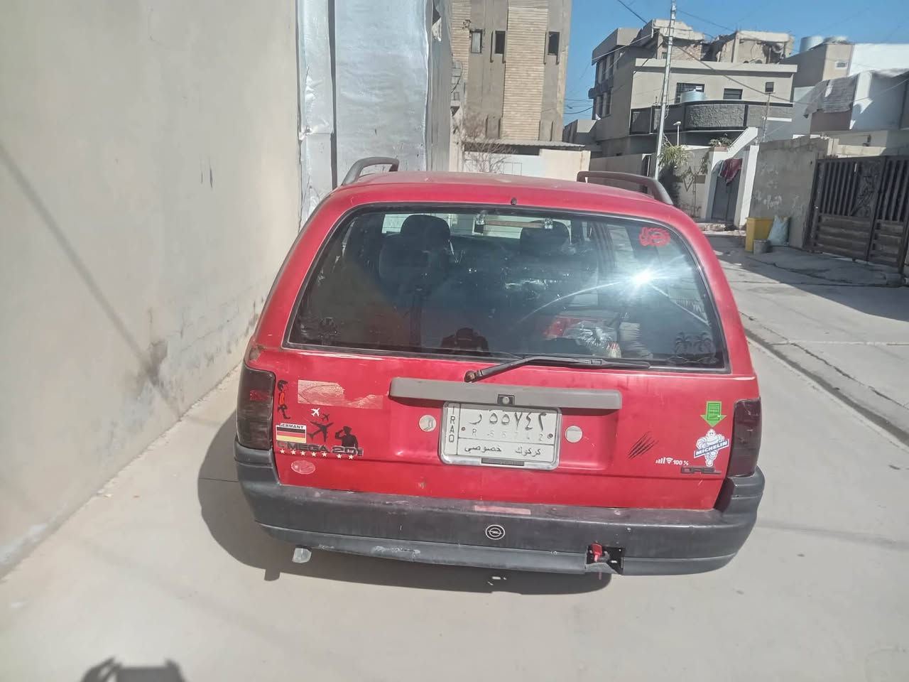 سيارة للبيع في كركوك شارع حسابات بس سياره درجه اولى مكينه 20 موديل 1988 رقم كركوك سنوي ثاق صاقط من2022 غرامه 100 ينزل من سعر شرط تحويل *********** سعر 22 ومجال خابر
