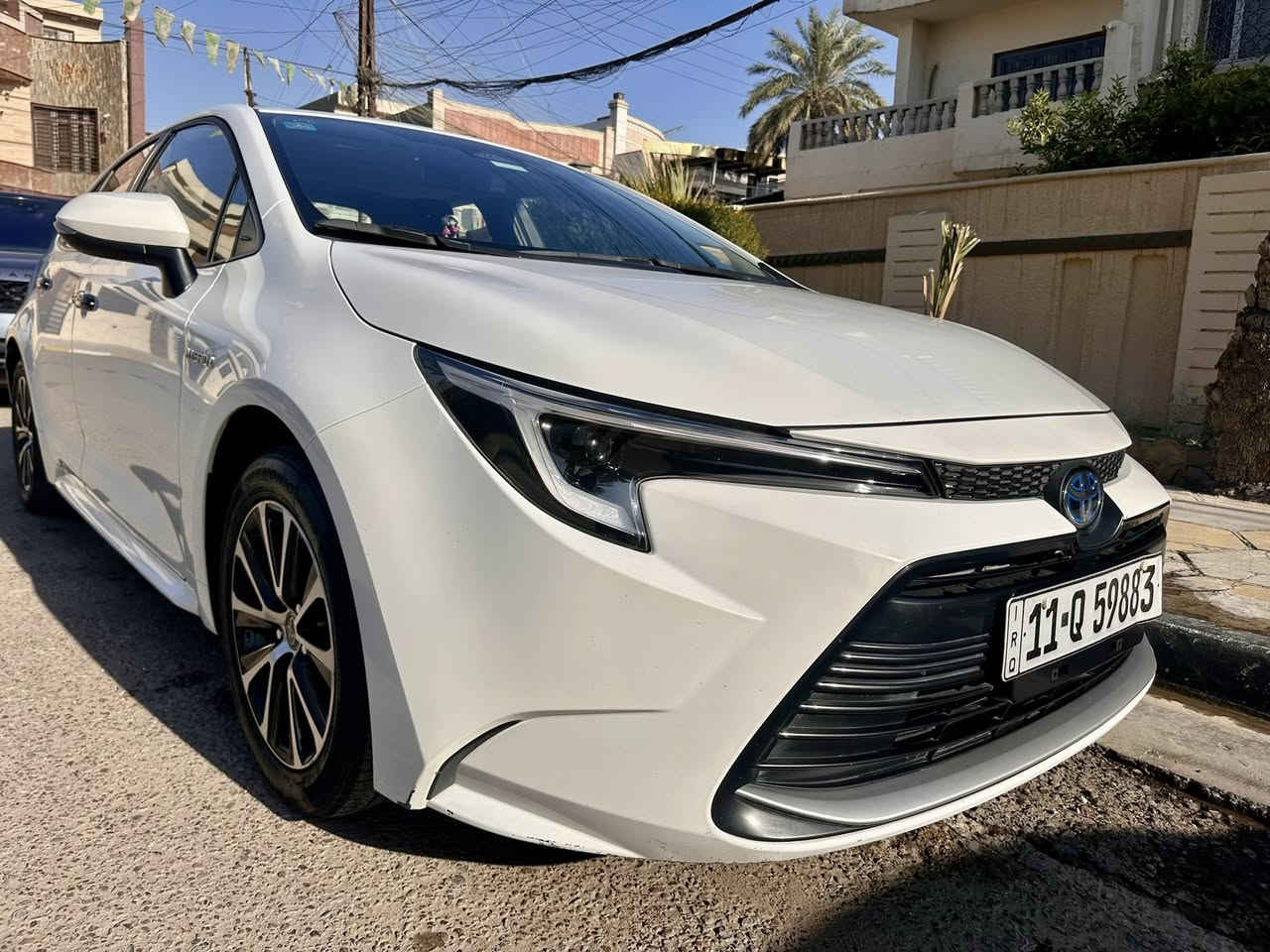 السلام عليكم 
كورلا هايبرد 2024 شكل الامريكي مكفوله كفاله عامه السياره لاصبغ لا بارد جديده السياره ماشيه 52 الف كيلو متر والسياره كلش نضيفه رقم بغداد تحويل ثاني يوم فول مواصفات بصمه وسلايت ورادار امامي وكامرا خلفيه قطعتين تبريد تحكم ستيرن جهتين داخل مخمل وباقي المواصفات معروفه 
السعر 14,500 وبيهة مجال تعال شوفهة واقتنع وراهة بيك خير وادلل 
عنواني بغداد العامريه 
الرقم *********** بي واتس
