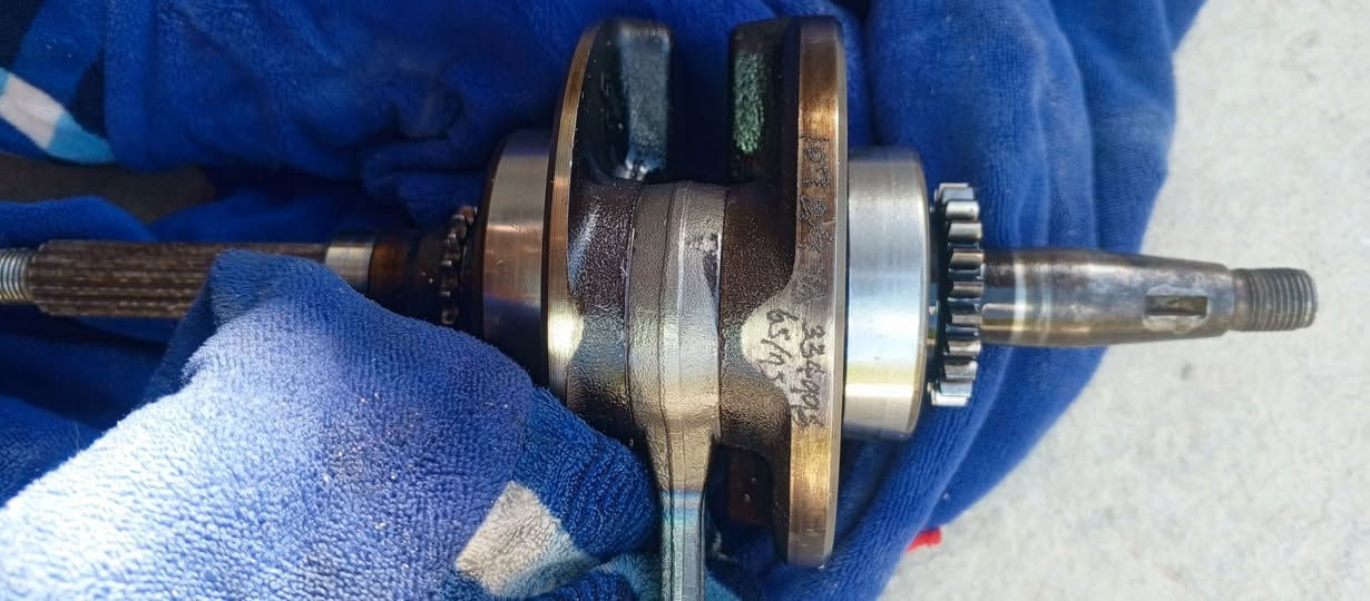 روله 300 سكنس للبيع
روله سكنس 600 الي بل فيديو للبيع 
موجود توصيل ***********
