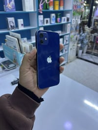 آيفون ١٢ • ١٢٨ • مغلق شاصي مخدوش