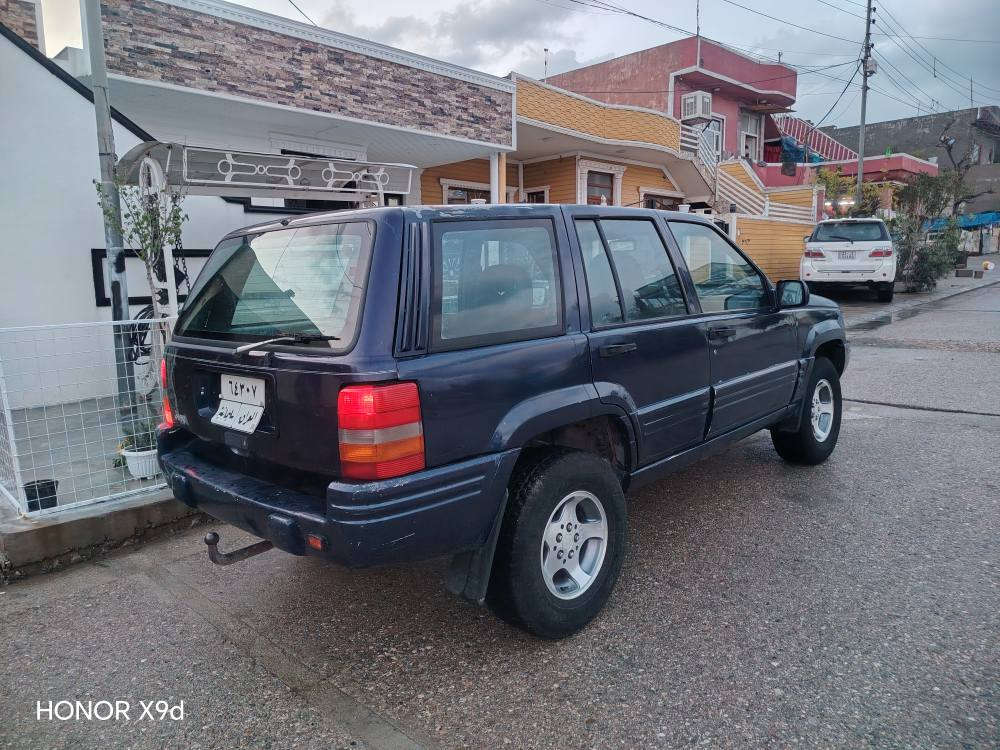 بیع  41 ورقە و بی مجال 
مکان السلیارەعربت  سلیمانیە   ***********وتساپ  ڤایبر     ***********  وتساپ
جیب جیروکی مدیل 1993 رقم سلیمانیە  محرك V6 بلادي کیر ئۆتوماتیک فور ویل  تبرید محرک گێر شرط  فیتر دعامیه لدعامی مابی ضربه او خیاس كهرباییات كله شغال كیجات شغال داخل جدید اربع جامات كهربایی مرایات كهربایی کشن کهربایی  abs  تحویل وکال شرط، تایرات  جدید دبل أكسل مزبوط.. السليمانية, العراق
