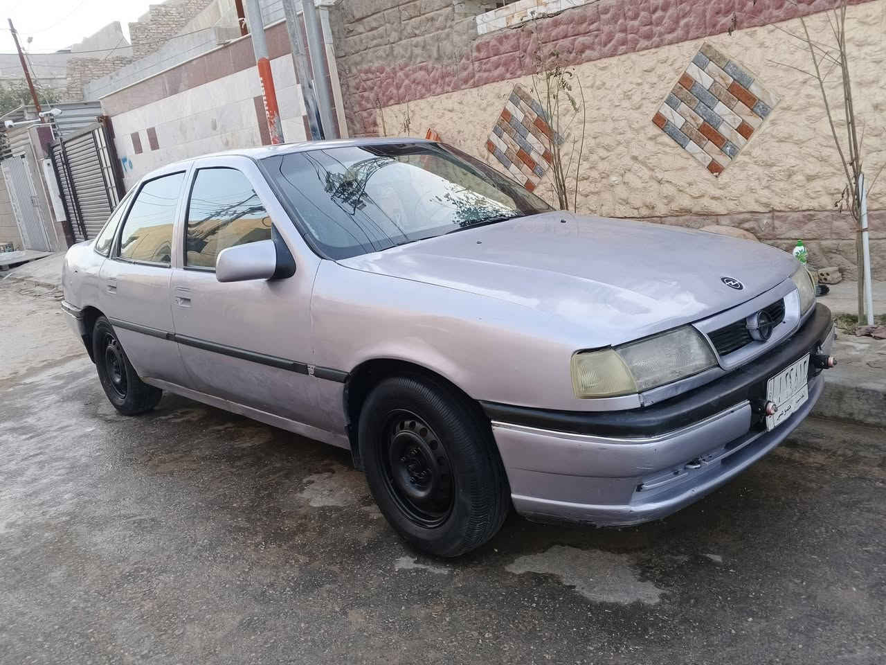 سلام عليكم اوبل فيكترا رقم قادسيه كير محرك خير من الله الكهربايات كل شغاله  مكان سياره في بابل السعر 21 التصال ***********
