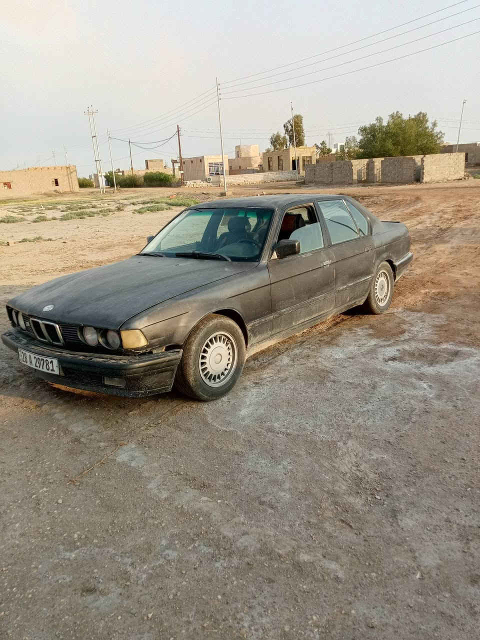 بي ام موديل 92 حجم 735
المحرك بيه صوت ابراص لاتنقيص ولاتبخير فقط بيه صوت ابراص  ابيع كوم حديد سنويه جديده بسمي رقم دولي نجف 
كوم حديد كوم حديد  لك فقط مداور السعر 19 وبيه مجال 
*********** مكان اسياره الرميثه
