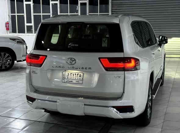 مغلفه بلكامل افلام حمايه2023 LIMITED VX
الف30KM لاندكروز VX ( توين توربو ✌🏻
الفول ) 
مكفول كفاله عام من كلشي
‏‎سنة الصنع: شهر   )7""2023
‏‎ساز اصل  
كل غراض بلادي موجود
ماشييه  30 الف صيانه كله بشركه ضمان 100 الف  
‏‎المواصفات :
-المصابيح:  LED
-كاميرا  
-رادا أمامي خلفي جانبي
-نظام الصوت JBL
- محرك 6 سلندر 4000 
‏‎- فتحة سقف ( سلايد ) 
-٣ شاشات 
- شاشات ترفيه خلفية
‏‎- مقاعد جلد-تدفئة-تبريد
‏‎- مقاعد كهربائية 
- مقاعد امامية تبريد 
- ⁠تبريد وتدفئة امامي خلفي 
‏‎- بصمة الابواب 
‏‎- صندوق كهربائي
‏‎- مصابيح LED و زينون
-7 راكب 
-شحن واير ليس 

ستيرن كهرباء 

جميع المقاعد كهرباء
-حساس امامي خلفي 
‏‎- حجم العجلات 20 inch 
مكفول كفاله عام كلشي مابيها بل باكيت
تخم تاير دنلوب جديد 
مكفولة كفالة عامة من الدعامية إلى الدعامية
‏‎ بدون صبخ .بدون بارد  ،بدون رصعات ،بدون حتى شخط
‏‎دعاميات هم بدون صبغ ،رمل مابي ،لحية بدون صبغ ..بقية كلها 
بشرط

محرك كير بشرط مامفتوح
‏‎سيارة حيل نظيفة كلشي عل بلاد لوك
‏‎سنوية زنكة كلشي جديد مدفوع لـ2029
‏‎باسمي السنوية بشرط تحويل و غرامة 
‏‎سيارة مابيـها دينار متصرف كامل من كل نواحي

ومسويلها صيانة كامل بشركة ساز. 

رقم بغداد تحويل مباشر 

العنوان.بغداد الراشدية 

هاتف ***********

هاتف.  ***********
