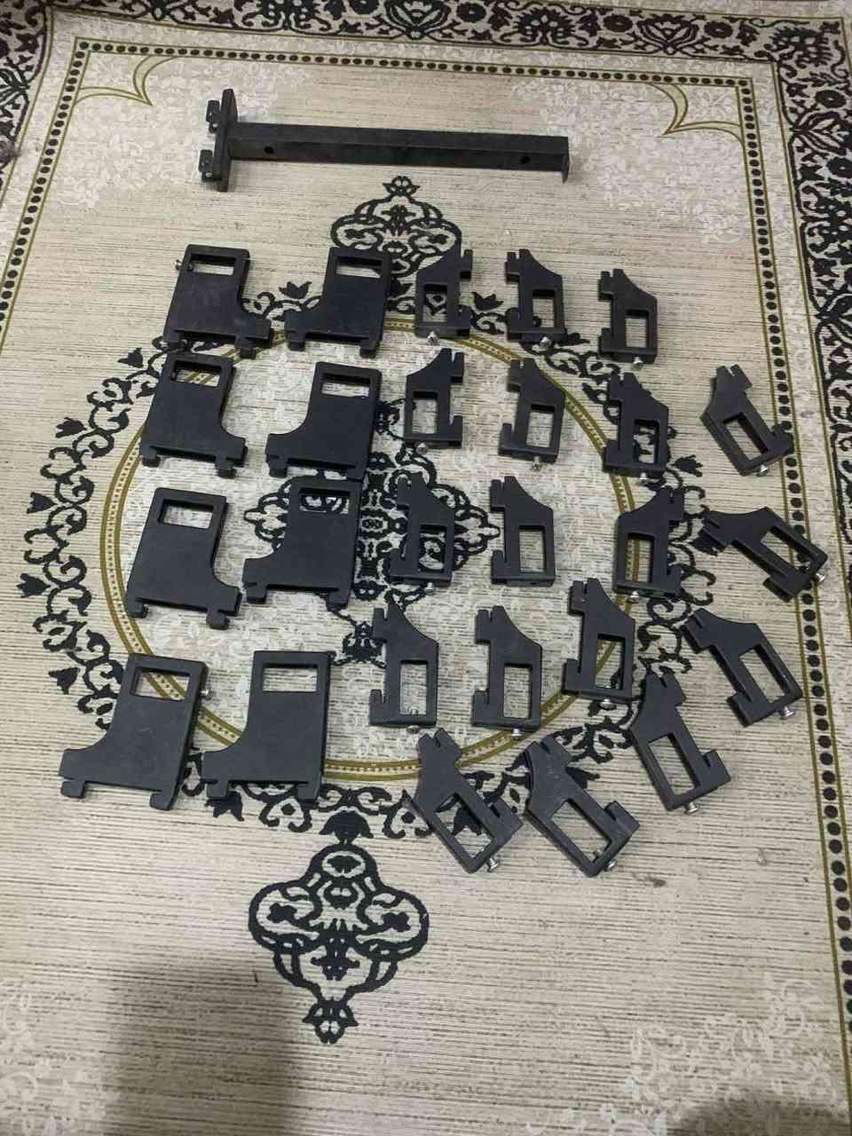 السلام عليكم ..
متوفر 75 ذراع 6 خرز نظيف جدا القطعه 900 دينار 
حمال رف نزال 25 سم 10 قطع سعر القطعه 500 دينار
بوري شخاط 12 قطعه سعر القطعه 3.5 
مليكانات اطفال عدد 3 سعر القطعه 20 الف
ستاند ديكور سعره 30 الف
مكاني بغداد توصيل محافظات ماعندي 
للتواصل خاص او واتساب ***********
