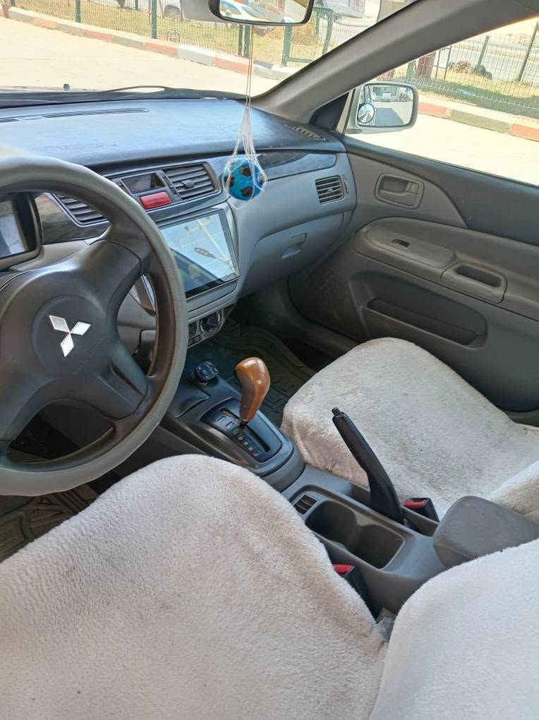 لانسر 2007گێڕتۆماتیک گێڕ و مکینە بەشەرت سنوی اولیات بەشەرت جوان و خاوێن بێ مەسرەف 
سعریشی 48$مجالەکی کەم أربيل, العراق


**إذا كنت صاحب هذا الإعلان وتريد حذفه لأي سبب، رجاءا أرسل رسالة إلى الدعم الفني**