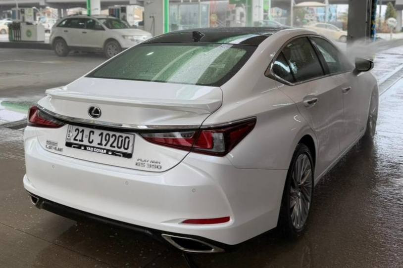 لێگزس es350 مۆدێل 2023 مانگی ٧ 
سپی پانۆراما 
٥ پەردە سنوق شەفت
بێ بۆیاخ کلین تایتل 
شاشە بچووک 
شەریکەی ساس توێتە عێراق 
تەنها ٦٩٠٠کم ڕۆشتووە

سـعـر : لە کۆمێنت داوابکە ڕاستەوخۆ بۆت دێت 📥 

گێر و مەکیەنەی بەشەرت 
هیچ کێشەیەکی تێدا نییە 

ژمارەی خاوەنەکەی 
***********
