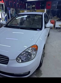 اكسنت 2011 خليجي  مكفولة كفالة عامة من كلشي  ماشية 46 الف حقيقي  مواصف...