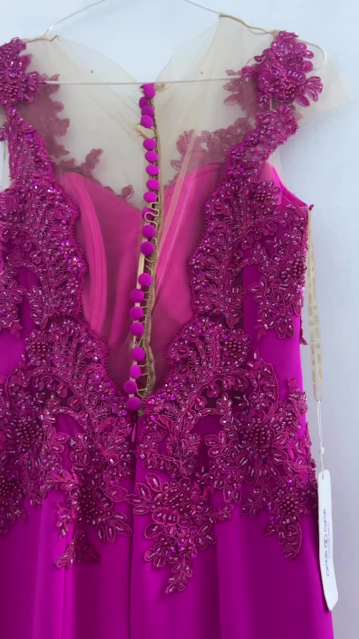 فستان اخذته من تركيا غير مستخدم يجنن بلحقيقة التصوير ضالمه قياس 38-40


**إذا كنت صاحب هذا الإعلان وتريد حذفه لأي سبب، رجاءا أرسل رسالة إلى الدعم الفني**