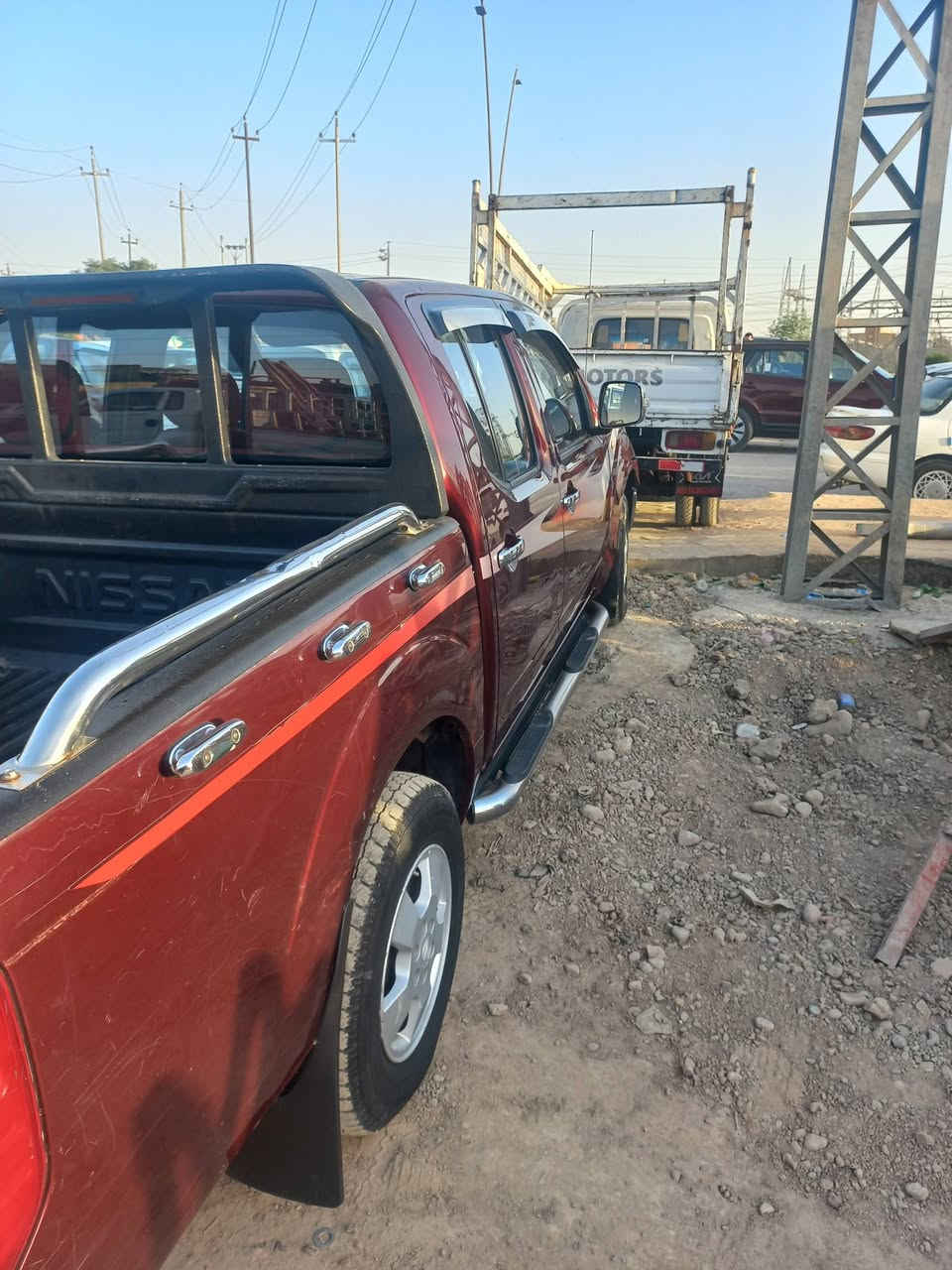 سلام عليكم  نيفاره ٢٠٠٩ رقم سليمانيه دولي هزه جديده بأسمي  جاهزه من كلشي كير محرك صدر كله تمام صبغ بيه باب البدي وشويه يم البك لايت السياره نضيفه جدا وجاهزه وترايه للبصره السعر ٨٥  ديالى الغالبيه ***********
