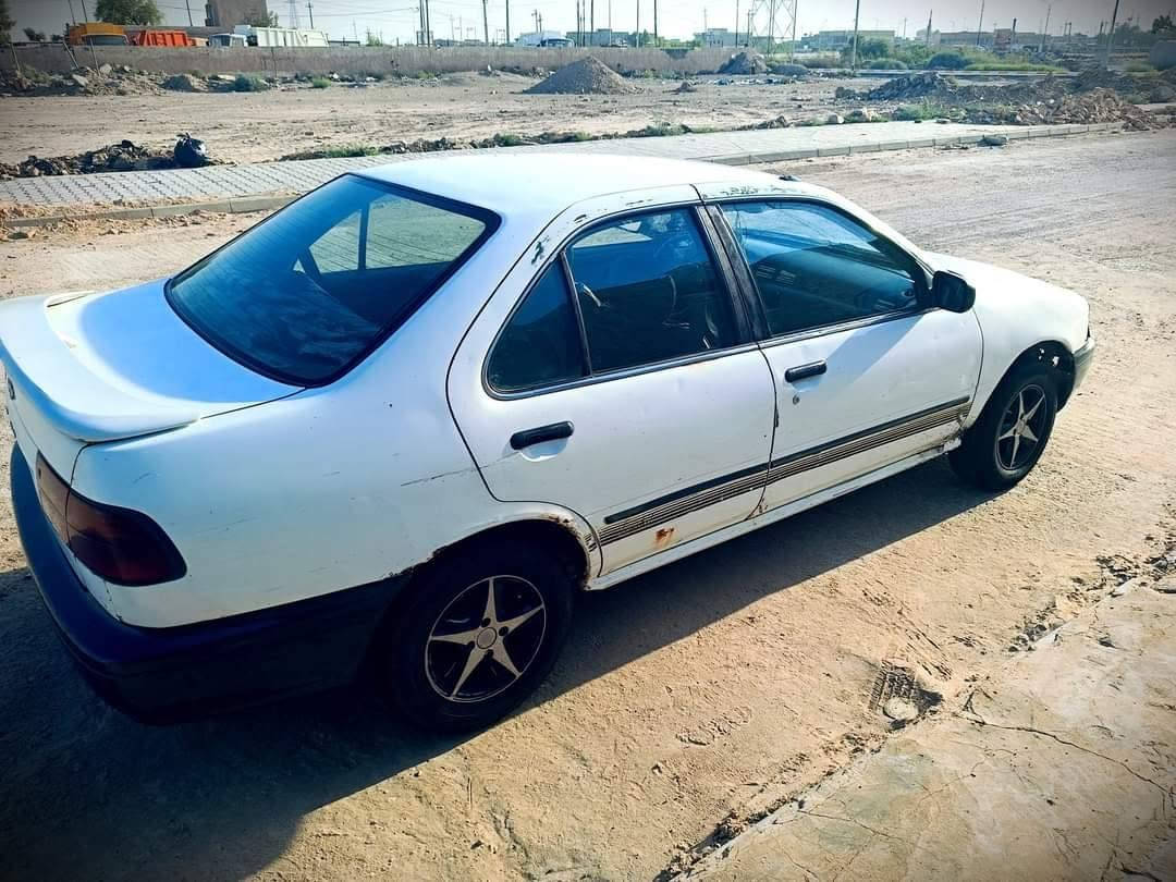 للبيع سيارة نوع نيسان سني موديل 96 محرك اوتمتيك 1600 تخم تاير جديد رقم بغداد تحويل ثاني يوم باسمي 
مكاني واسط قضاء الحي السعر 40وبيها مجال للشراي. 
للأتصال
‪***********‬‏ 
‏‪***********‬‏
