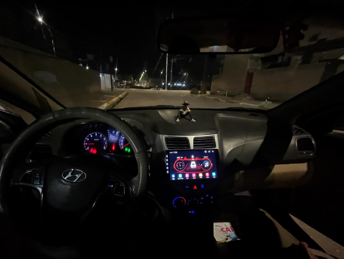 ✨🚗 للبيع هيونداي أكسنت 2013 – خليجي 🚗✨
🛠️ المواصفات:
 • محرك 1.6 لتر / 4 سلندر
 • قير أوتوماتيك – دفع أمامي
 • كشن السائق كهربائي
 • حساسات + كامرة خلفية
 • تكييف شغال
 • نوافذ وأقفال كهرباء
 • 5 ركاب – مريحة بالمدينة
 • لون السيارة: فيلي
 • الممشى: 180,000 كم
 • استهلاك الوقود: داخل المدينة ~12 كم/لتر – على الطريق السريع ~15 كم/لتر

✅ سيارة عملية وموفرة
✅ صيانة سهلة وقطع متوفرة
✅ مناسبة للاستخدام اليومي

📞 للتواصل: ***********
