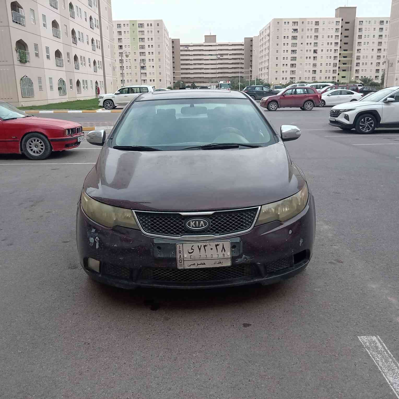 السلام و عليكم فورتي   موديل 2010 وارد امريكي فول عده بصمه ضربتها باب سايق بيه مكانات بارد سعر 85 وبيها مجال عنوان بغداد بسمايه رقم الهاتف ***********
