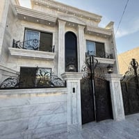 عرض مميز مقابيل حديقة للبيع سعر مناسب  بيت طابو سند  مساحة بيت 200م وا...