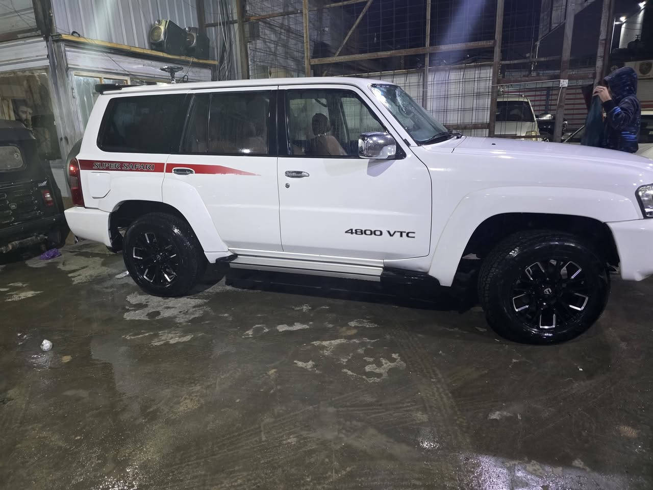 السلام عليكم للبيع نيسان باترول موديل ٢٠١٩ سفاري كفاله عامه خليجي رقم بغداد انكليزي ماشيه ١٠٤ الف  ونج بلادي وكاله   السعر٣٠٥ وبيه مجال  للإستفسار الرقم:***********
