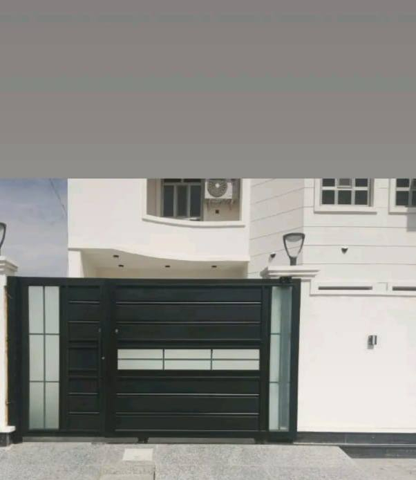 السلام عليكم اشتغل كافه الحداده حداده متنقله ***********
