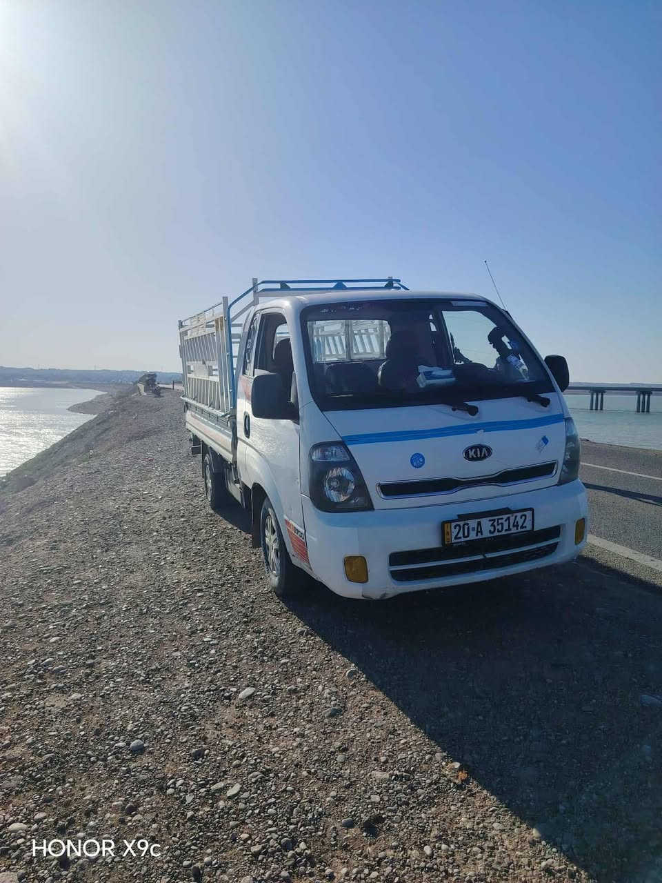 سلام عليكم كيه بنكو ٢٧٠٠موديل ١٤ السياره جاهزه اي نقص مابيه تخم تاير جديد سنويه جديده ٢٩ هزه جديده رقم ديالى انكليزي سعر ١١٢  
رقم بي واتساب ***********
