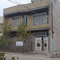 دار للبــــــــــــــــــــــــــــــــيع 100 متر مربع ركن طابقين وبيت...