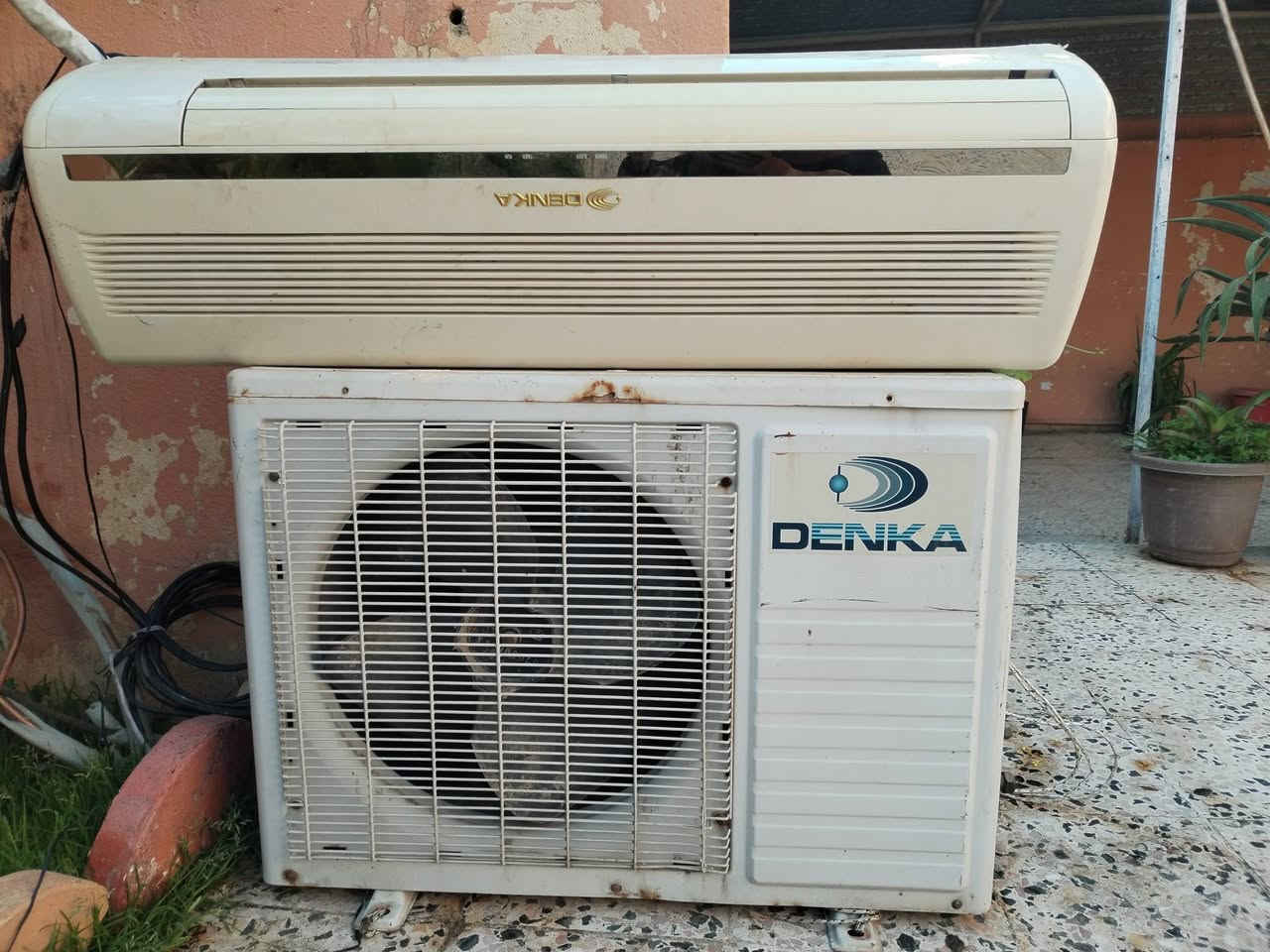 سبلت دنكه طنين ونص للبيع بدون غاز السعر 225وبي مجال


**إذا كنت صاحب هذا الإعلان وتريد حذفه لأي سبب، رجاءا أرسل رسالة إلى الدعم الفني**