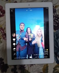 تاب ابل ذاكره 32 كيكه حجم الشاشه 10انج نضيف ممفتوح استخدام شهر + كيبل ...