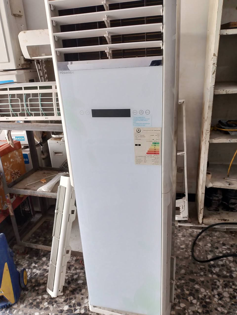 السلام عليكم سبلت هاينز 2 طن كنتوري معه بوري جديد كامل شرط التشغيل ضمان شهر ع شغل السعر 500 ***********
