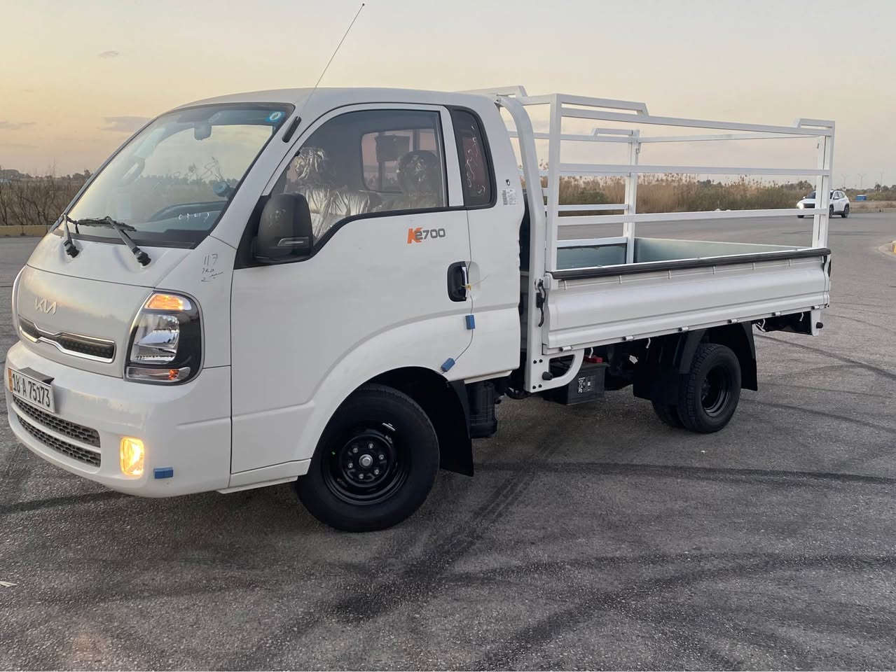 كيا 2700
موديل2025
بعدها زيرو ماشيه الف فقط
كفااااله عامه من الزلغ
ضمان الشركه الدوليه
مدوشمه جديد 
طشت ومحجر
ماشايله حمل ولا كيلو
السعر 165
حله اثار بابل
*********** المحاويل, بابل
