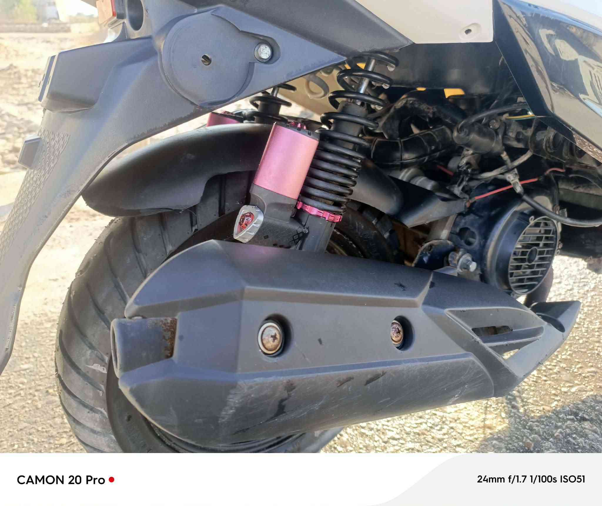 دراجه ستروك موديل 23مامفتوحه دراجه نضيفه ماعيزهه شي شعرهه 500وبيه مجال التواصل ‏‪***********‬‏
