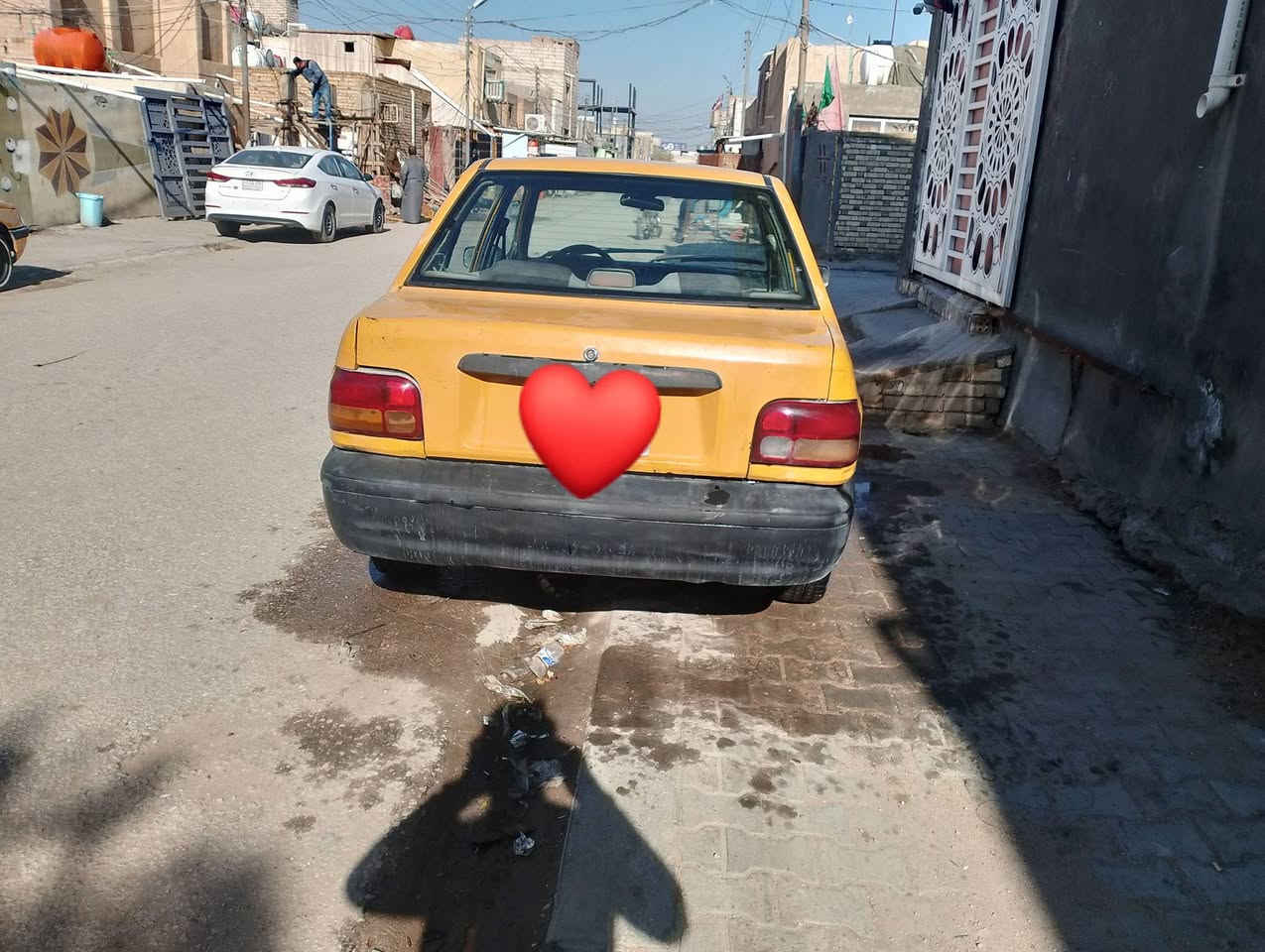 السلام عليكم سياره سايبه للبيع موديل ١١ شاصي مكفول سياره جاهزه نظيفه السياره ماكينه جير جديد سياره حلوه 
السعر 13 
رقم التواصل رقم الموبايل 
***********
