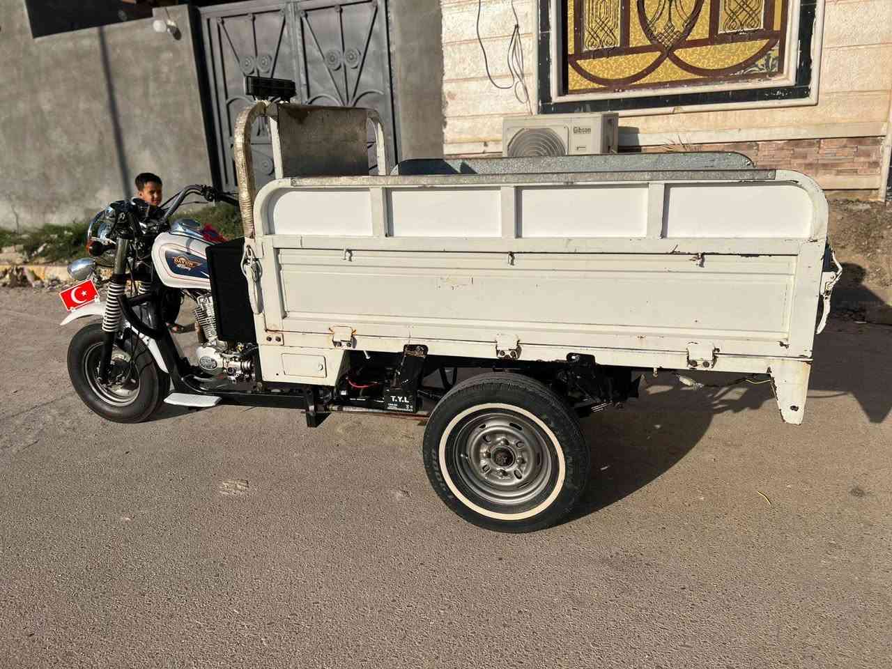 ستوته دايون مديل 2021 للبيع اوراق اصولي ستوته كفاله اوراق ورقم شاصي ورگبه تواير ابو الخطه محرك ناعم كلشش وشوفت عينك هاي لستوته للبيع والسعر خاص او اتصال ع الرقم *********** واذا اكو ستوته ادوات يعني كلك  مراوس وينطي فرق هم عادي بس كون نضيفه  ***********
