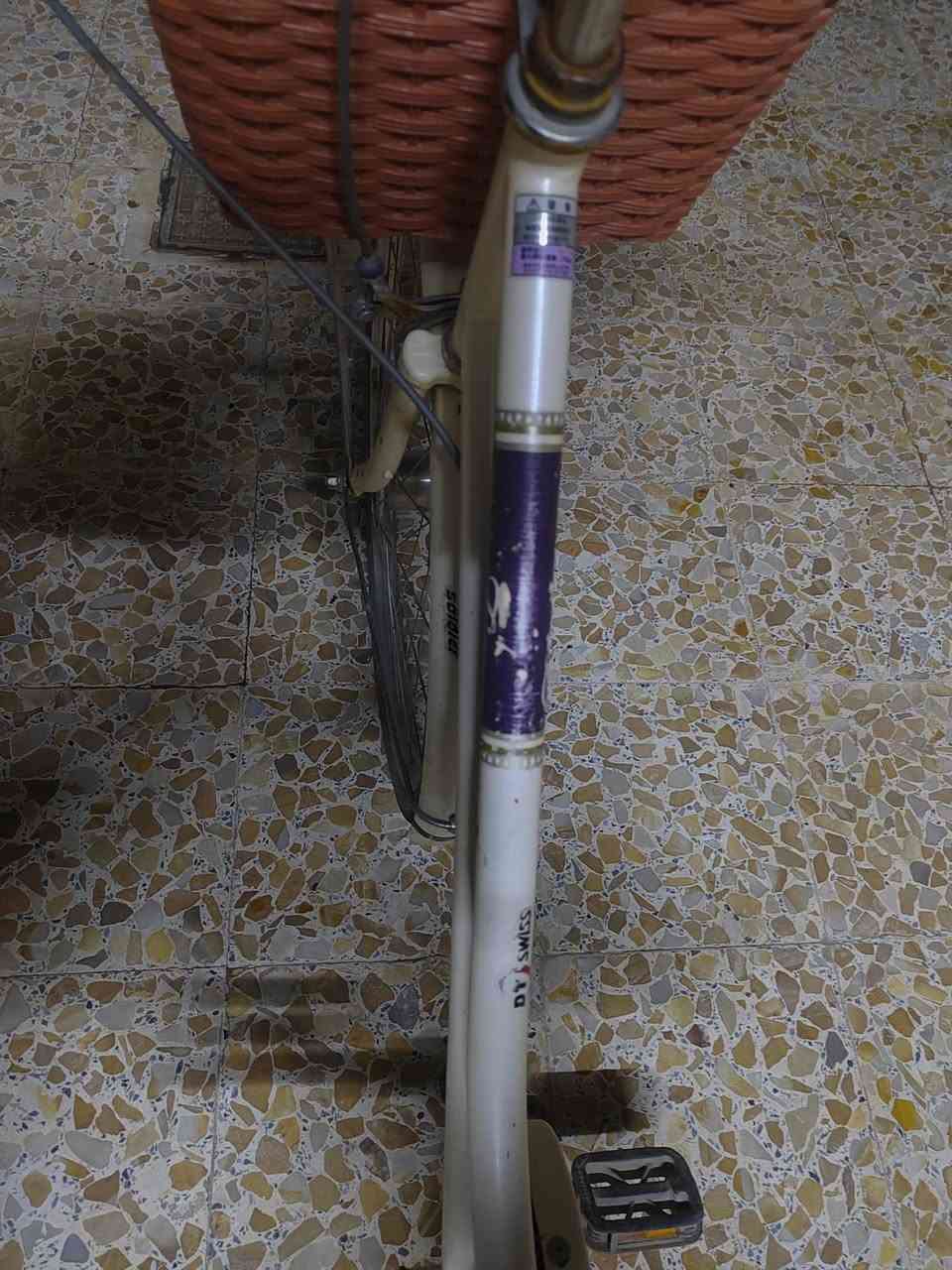 بايسكل عبد الحليم جديد كله شغال حجم 24 للبيع سعر 75 وبمجال


**إذا كنت صاحب هذا الإعلان وتريد حذفه لأي سبب، رجاءا أرسل رسالة إلى الدعم الفني**