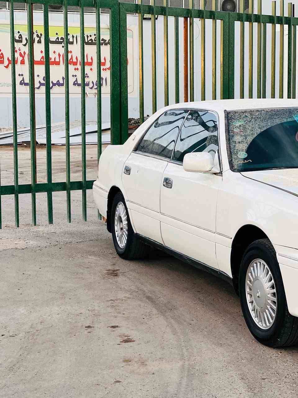 سلام عليكم راس الثور فلات للبيع 1996رقم نجف دولي مداور ثاني يوم سياره مكفوله ماعده الفتحه دكمتين مكينه وكير3000المكان النجف الأشرف ***********
