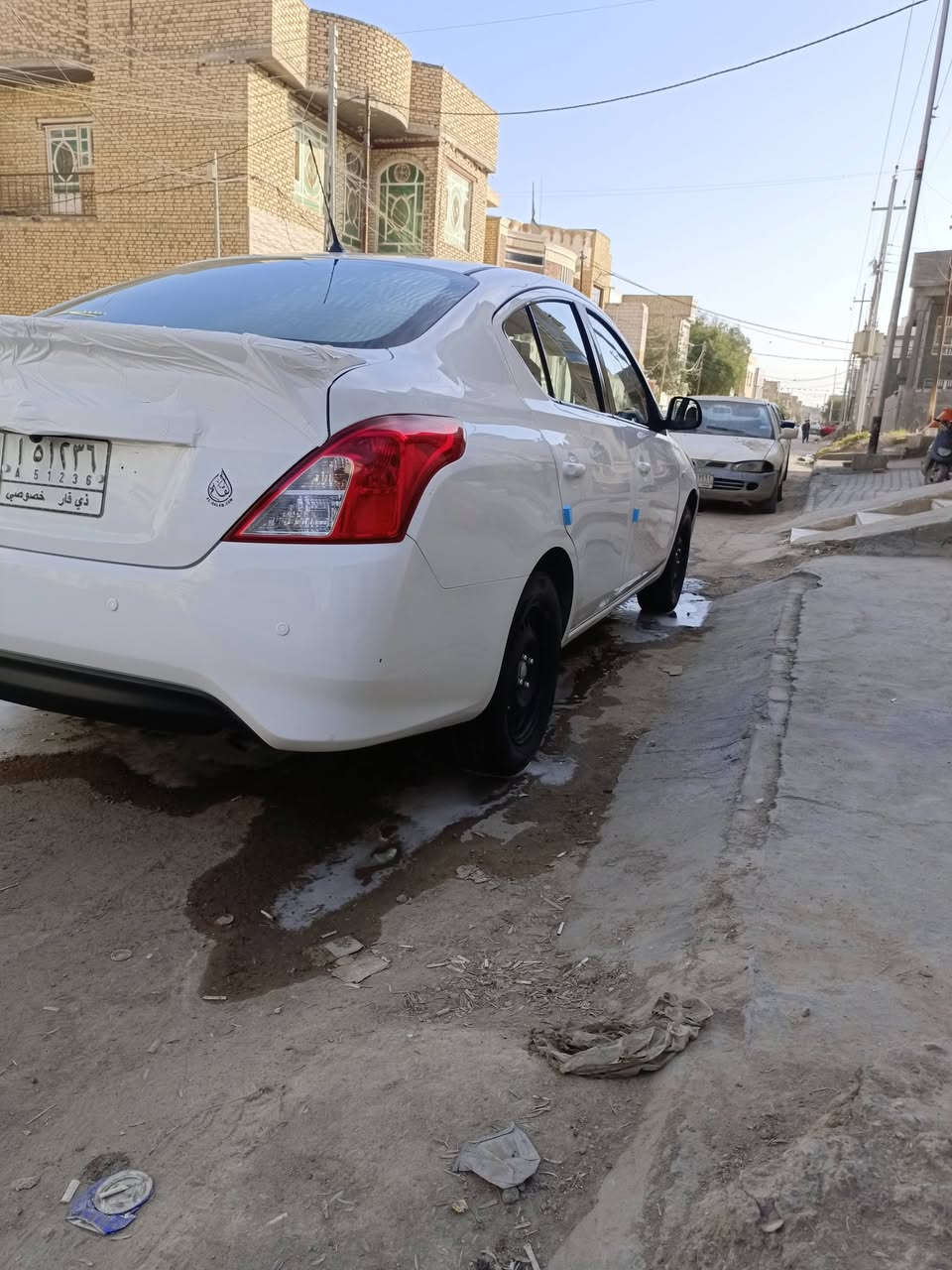 السلام عليكم
نيسان صني هندي موديل 22رقم ذي قار معوقين 
ماشيه 75 بيها بارد بالجاملغ الامامي وصبغ الجاملغ السعر 114
***********
