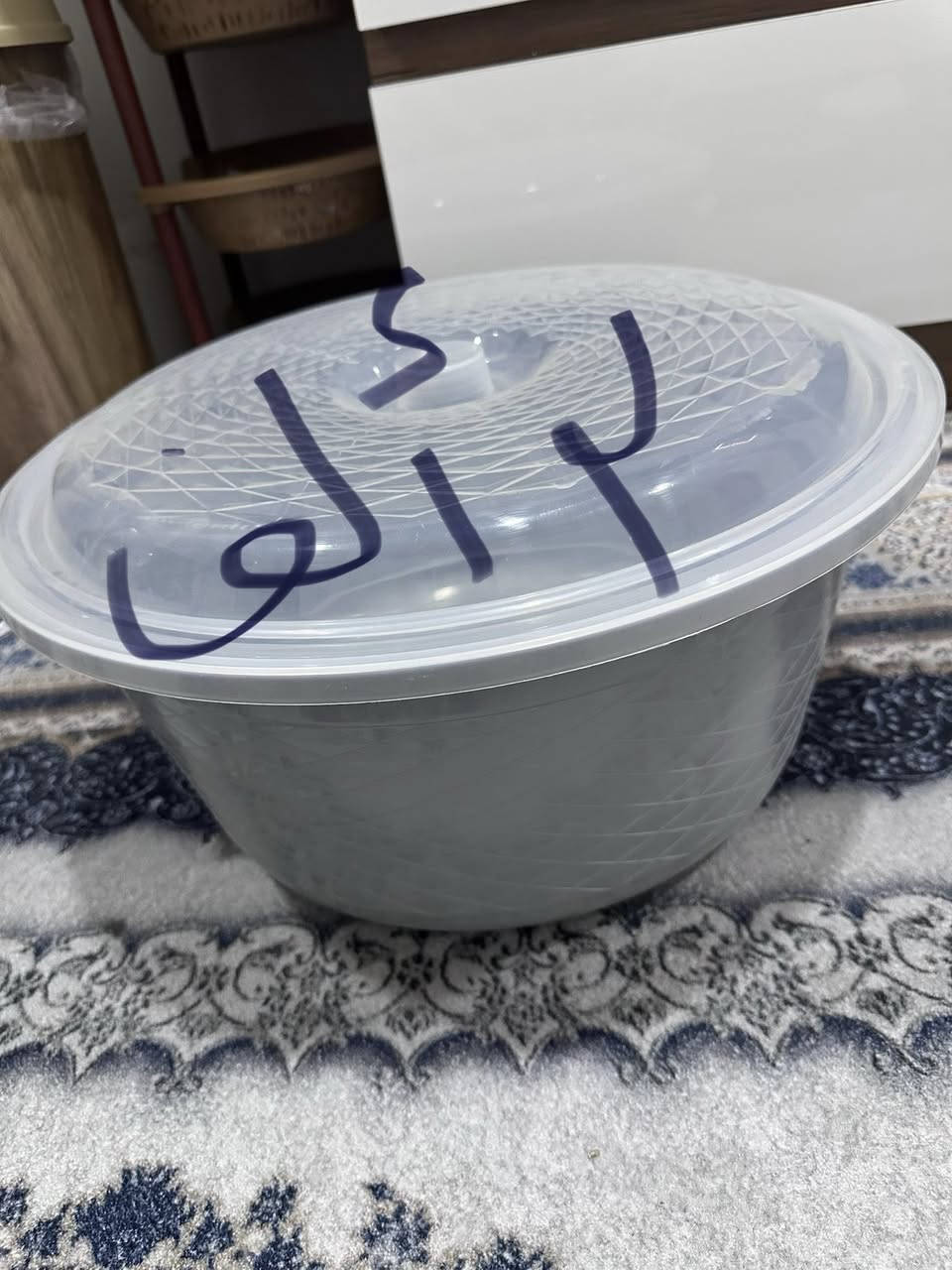 كلو جديد 
او استخدام مرة او مرتين 
معظمهم غير مستخدم 
سيت طناجر ثلاثي ماركة زيو 
طنجرة قياس كبير 
مفرمة لحم
خفاقه
مكسر 
خلاط
جهاز حلاقه شعر 
جهاز حلاقه ذقن 
سبيكر 
جهاز قياس الضغط
مكنسه كهربائيه 
مجمرة (ملطف جو ومنقي للهواء) 
مكواة
اربيل 
الاسعار عالصور


**إذا كنت صاحب هذا الإعلان وتريد حذفه لأي سبب، رجاءا أرسل رسالة إلى الدعم الفني**
