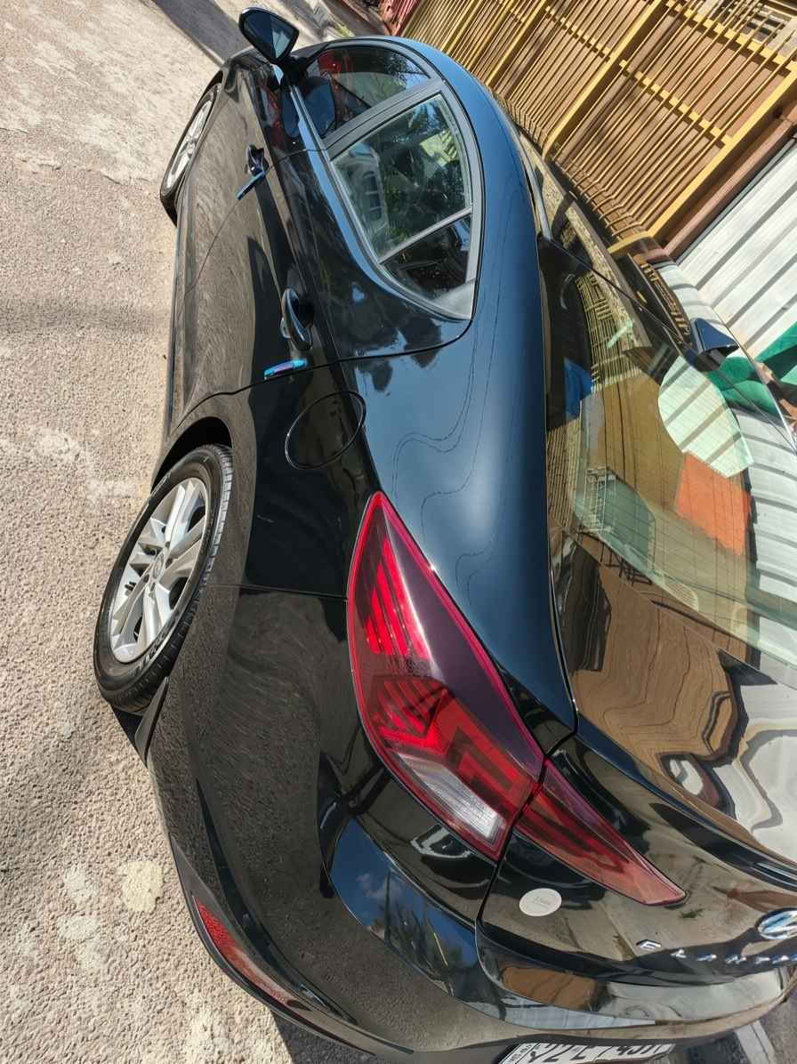 للبيع — هونداي النترا 2020  
بدون مراوس للبيع فقط نوع SEL
🔹 اللون: أسود  
🔹 رقم الألواح: أربيل  
🔹 وارد: أمريكي  
🔹 حادث: جانبي فقط (مرفق بالصور)  
🔹 لا يوجد حادث داخل العراق  
🔹كير AT المرغوب 
🔹ماشية 100 km 
🔹السيارة باسمي وتحويل مباشر  او تريد وكالة تجيك 
🔹المواصفات والنظافه واضحه بالصور  وعليه ادامه كامله 

💰 السعر: 125  ورقة 
📍 السيارة نظيفة واستخدام منزلي
الموقع شهداء البياع 

للاستفسار /  *********** بغداد, العراق
