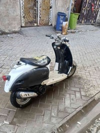 لام عليكم متاح دراجه كلاسك فحل شغاله سلف هندر كهربائيات كله شغاله نقصه...