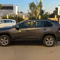 بيع مستعجل راف4 هايبرد السلام عليكم راف٤ موديل ٢٠٢٢ مواصفات xle كشن كه...